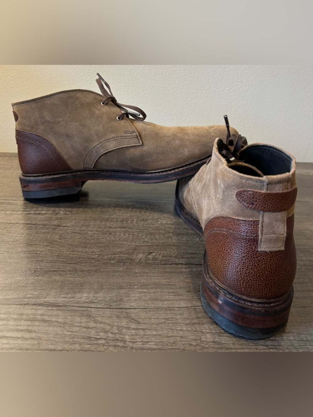 Allen Edmonds Cyrus Chukka Boots- 10.5, Tan suede/brown. Great Condition